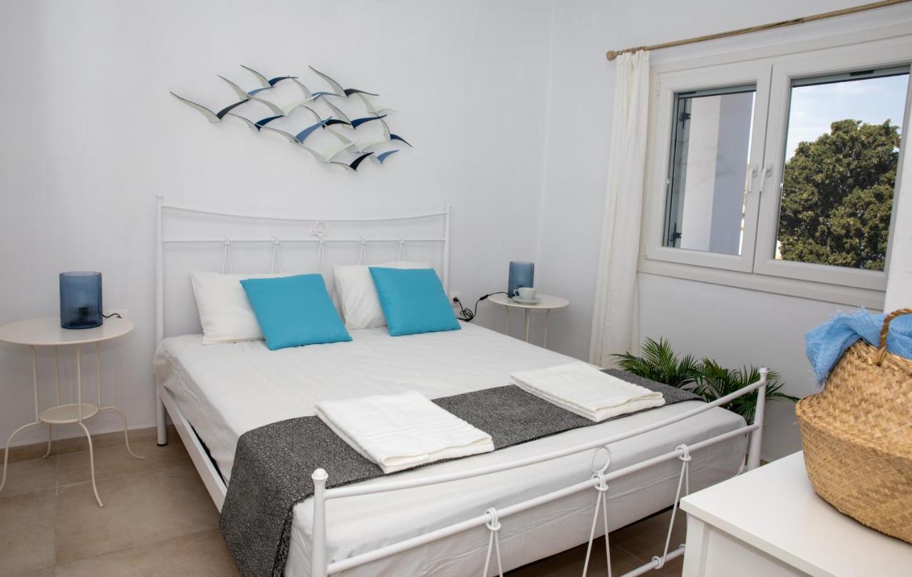 Sunny Bay Villa Agia Marina  Eksteriør bilde