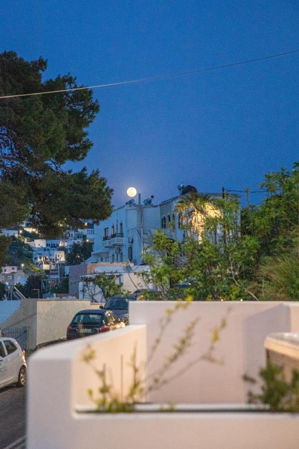 Sunny Bay Villa Agia Marina  Eksteriør bilde