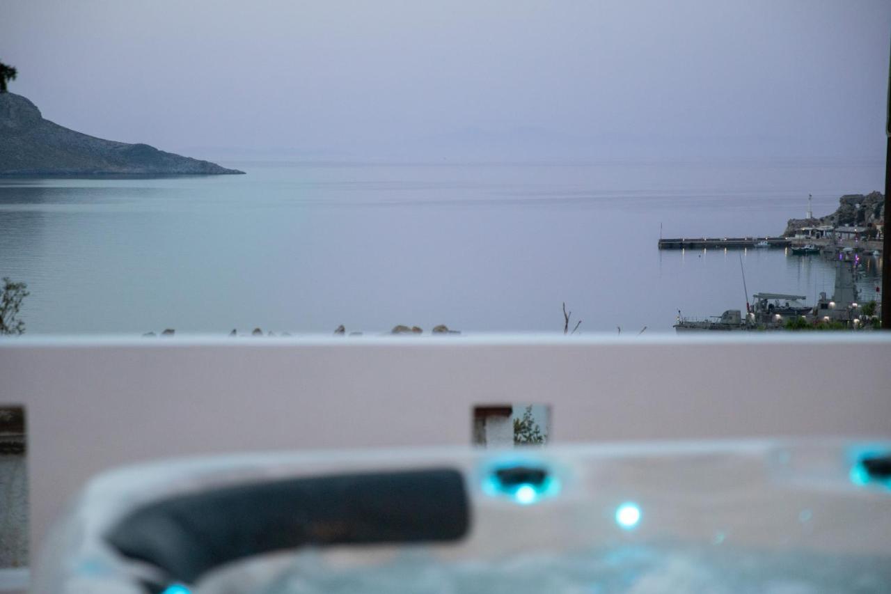Sunny Bay Villa Agia Marina  Eksteriør bilde